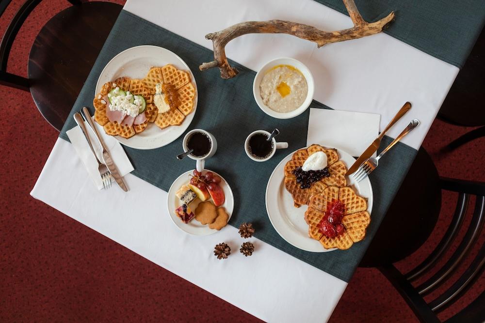 Lapland Hotels Yllaeskaltio Äkäslompolo Екстериор снимка